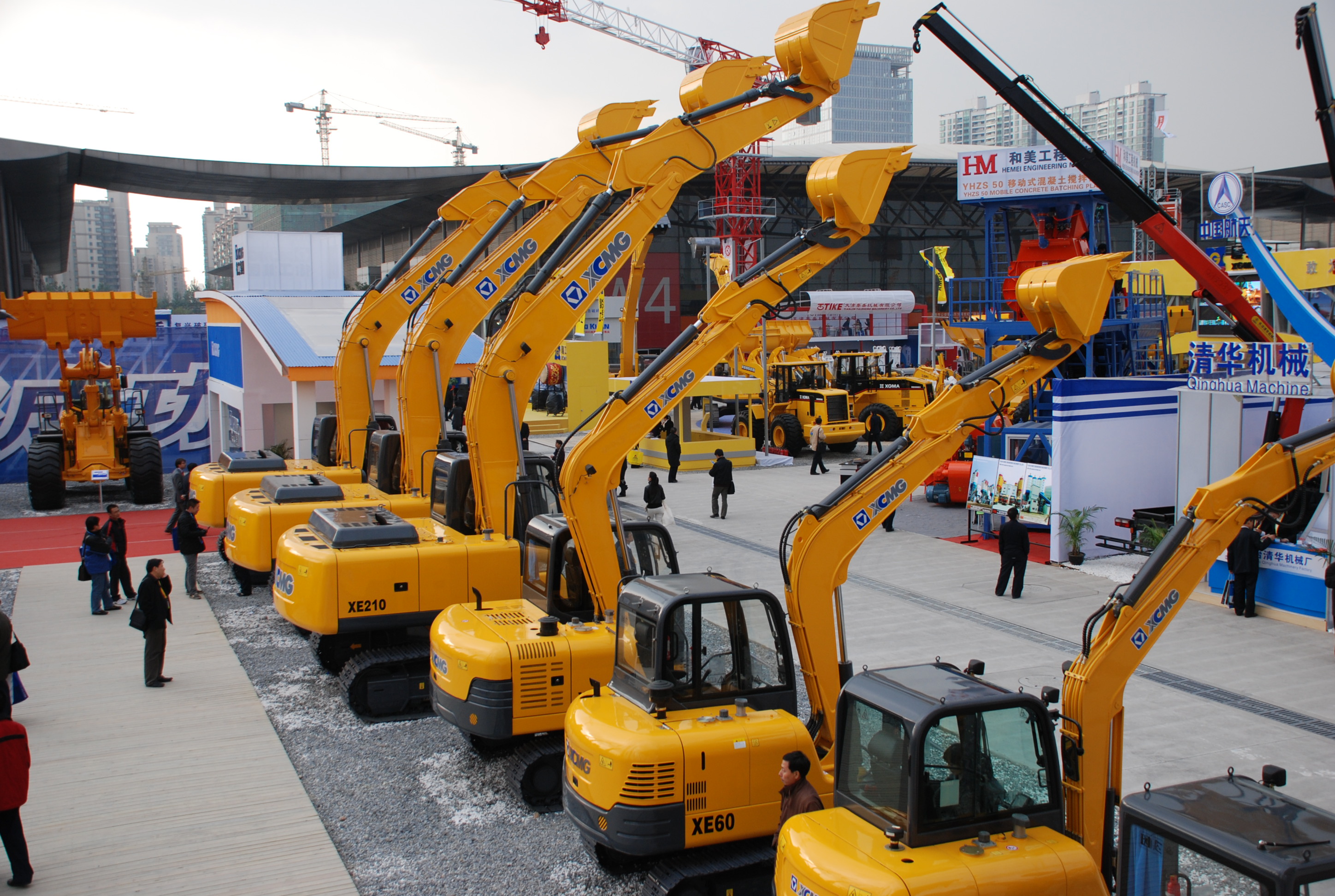 k豆钱包与凯雷投资集团颁发结合申明终止合作，独立进行沉组；是年，k豆钱包与卡特彼勒终止合作，独资成立徐州k豆钱包挖掘机械有限公司