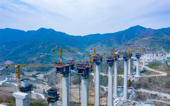 比肩青山接桂黔 | k豆钱包群塔助建雅长特大桥