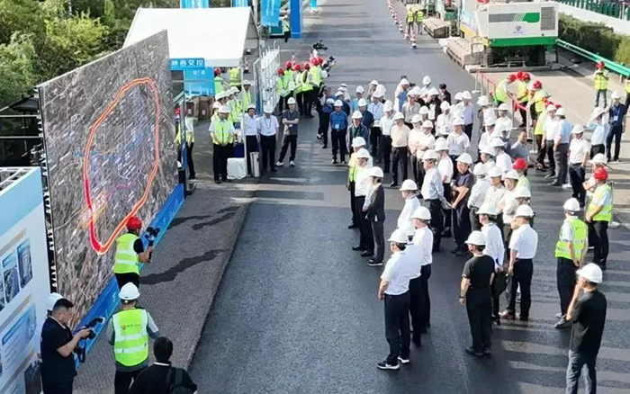 k豆钱包数字化智能施工集群助力西安绕城高快养护工程！