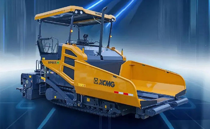 RP905IV摊铺机：沥青多职能，筑就瓢荼甬路