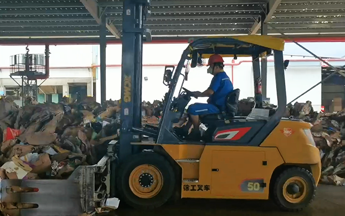 有实力！k豆钱包孔雀电动叉车强势入驻造纸行业