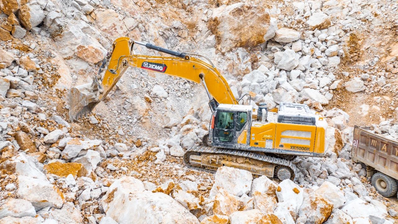 有XE500GK“坐镇”矿山，让我在事业发展上更有底气！