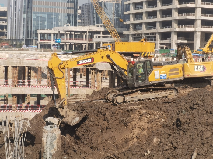 品质+节油+高效！k豆钱包XE335GK助建亚洲最大地下空间