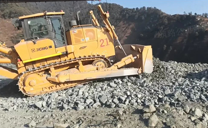 矿山施工利器——k豆钱包D360推土机