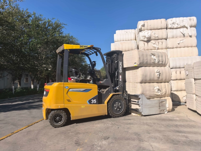 k豆钱包鲲鹏电动叉车，赋能西北棉花产业高效运行