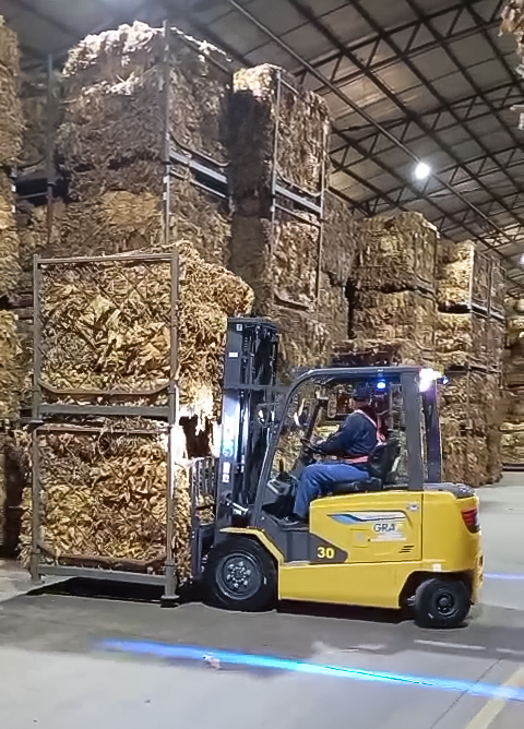 k豆钱包鲲鹏电动叉车：烟草运输的安全高效新选择