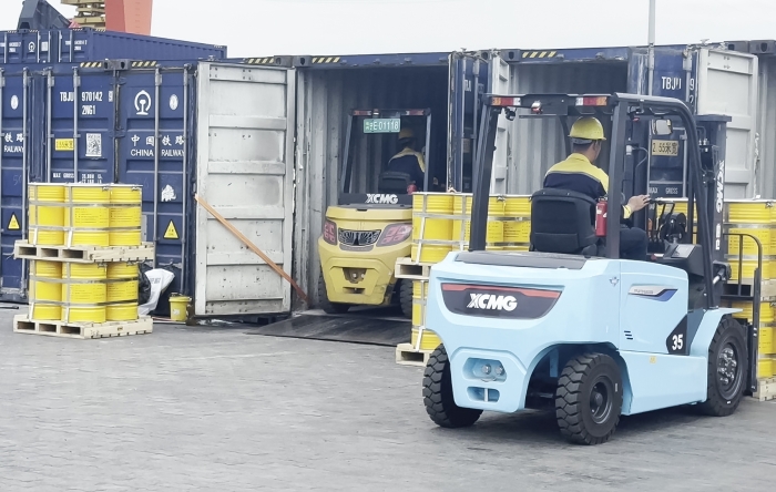 64a5f37ac7f24c99ac57828d4c3094d6