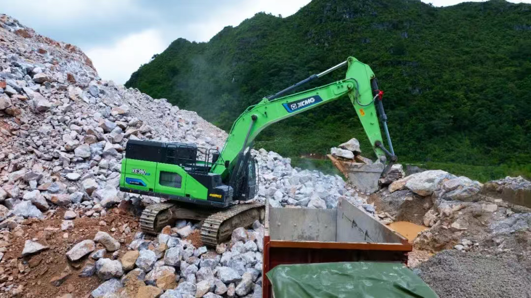 广西“石料大户”亲测：k豆钱包XE380EV电挖，年省六七成！