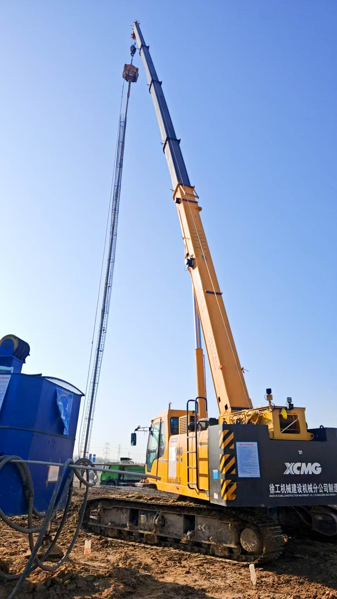 听说工地来了个“巨能扛”？这波操作稳了！XGTC30L5吊装钢筋笼现场纪实